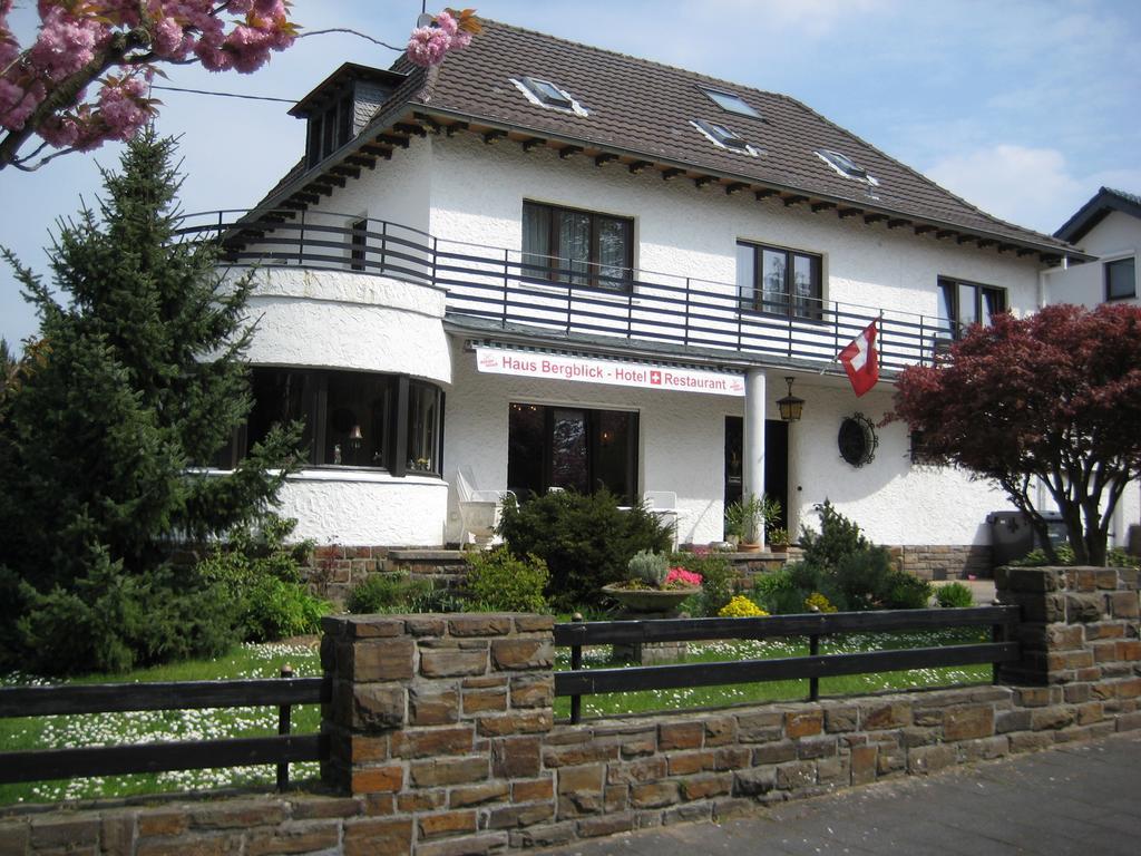 Hotel Haus Bergblick Rheinbreitbach Exterior photo